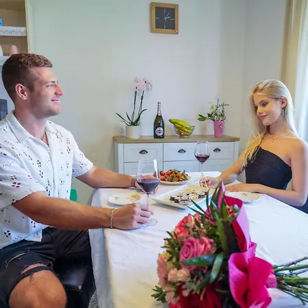 Lakeside Harmony Garden Feriehus *