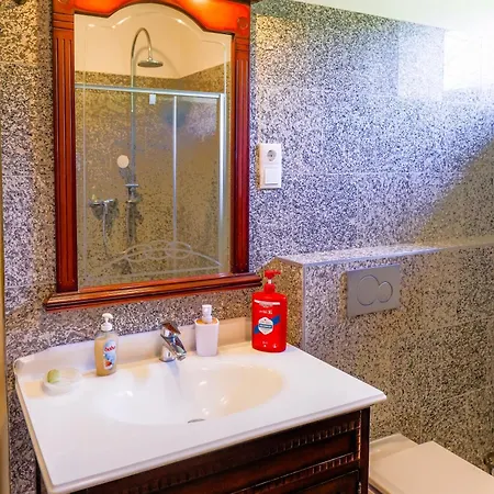 Lakeside Harmony Garden Casa vacanze