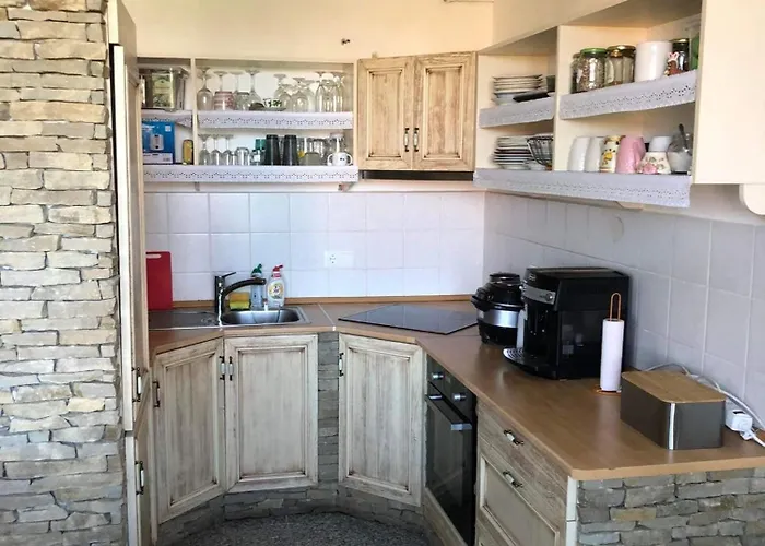 Feriehus Lakeside Harmony Garden