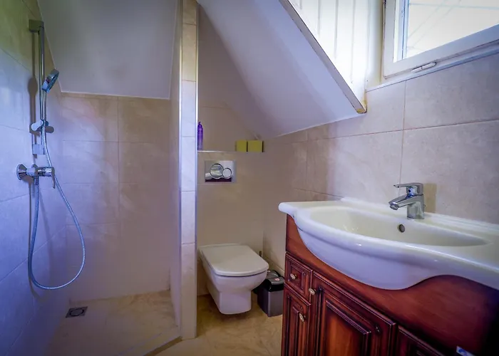 Lakeside Harmony Garden *